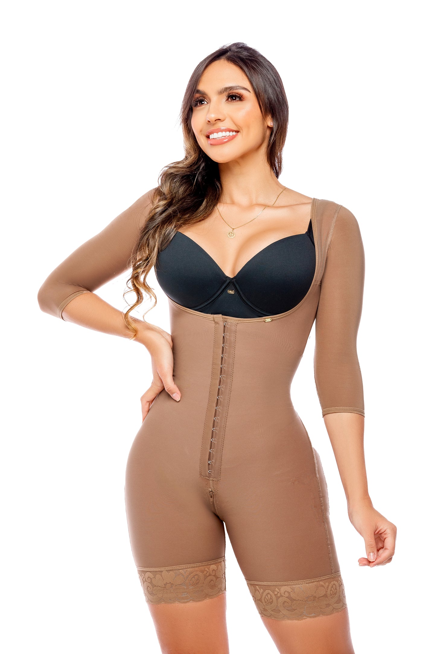 BE7102 Faja con moldeo en brazo